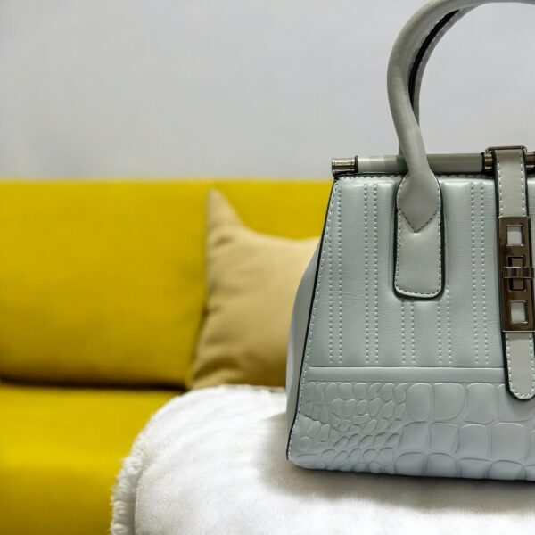 Women Shoulder Bag - Image 4