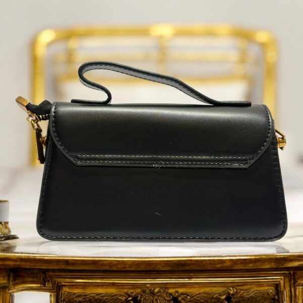 Elegant Leather Handbag with Gold Buckle - Image 5