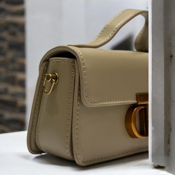 Elegant Leather Handbag with Gold Buckle - Image 13