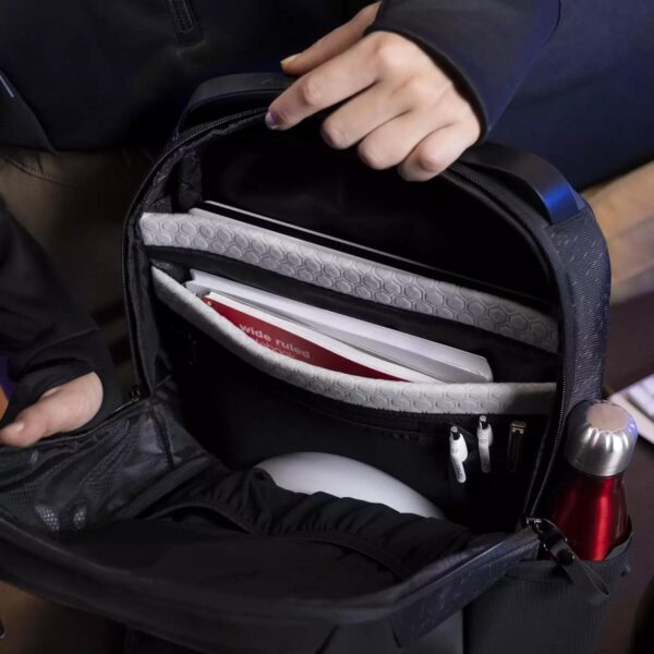 Dell Alienware Horizon Slim Backpack 17 - Image 9