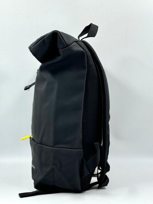 Samsonite Vercelli Water Resistant Unisex Flap Backpack fit laptop 13.3 to 14 inch - Image 5